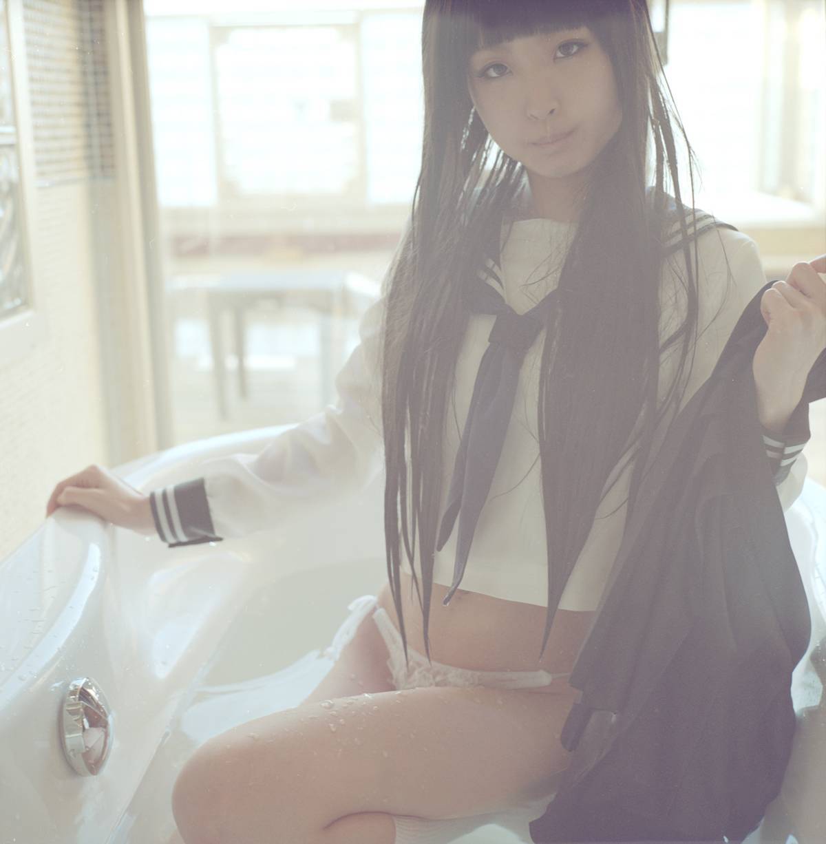 [Cosplay] Awesome body School Girl Cosplay Set